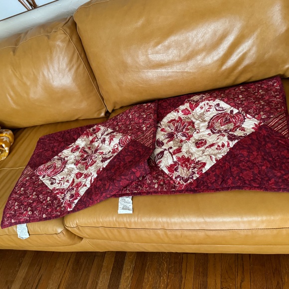 Like new Martha Stewart Somerset Square Cotton  Standard Pillow Sham set of 2 - Picture 1 of 6